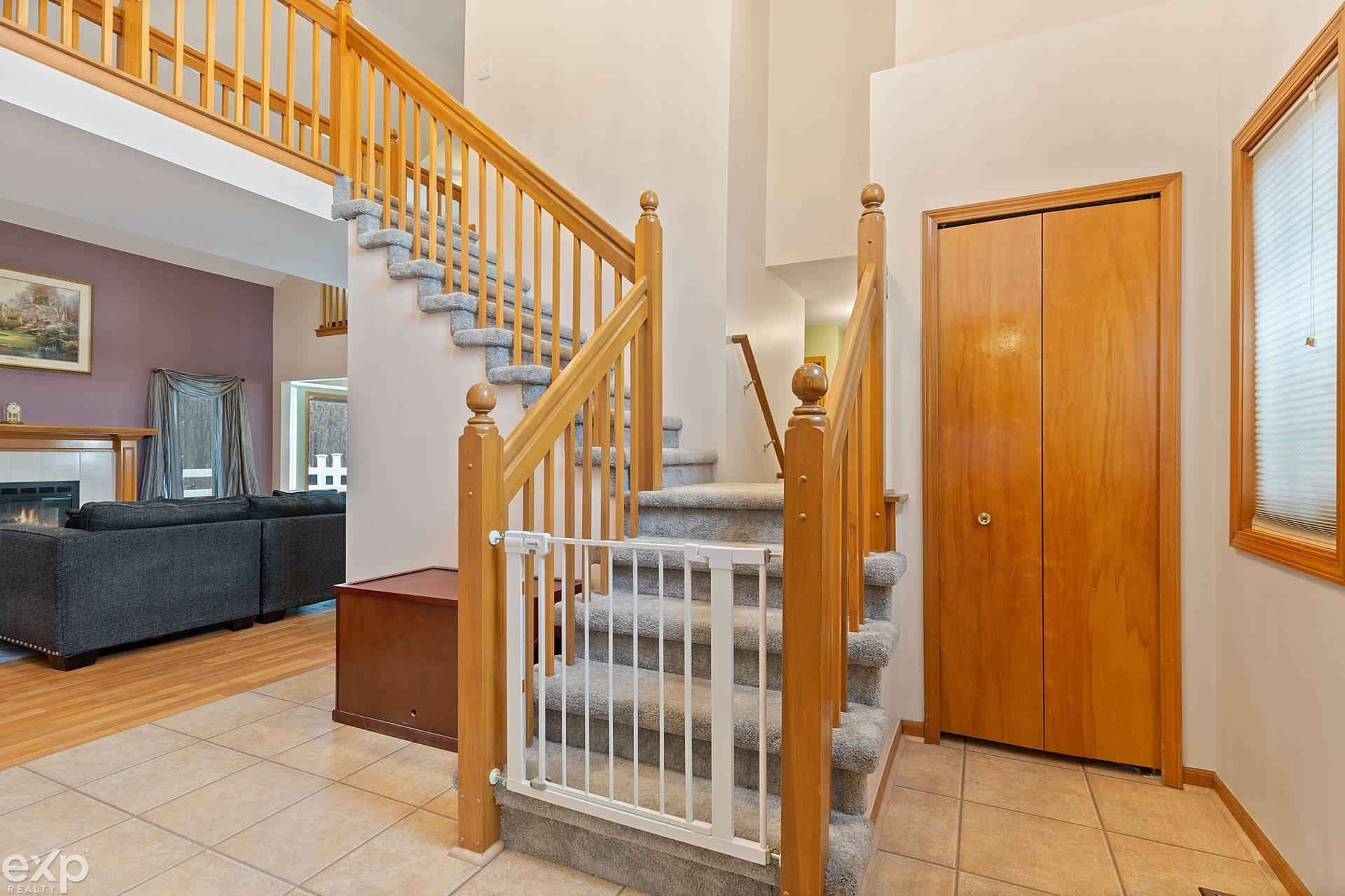 49465 Monte Road New Baltimore, MI 48047 - Photo 13 of 34 50098471-12.JPG