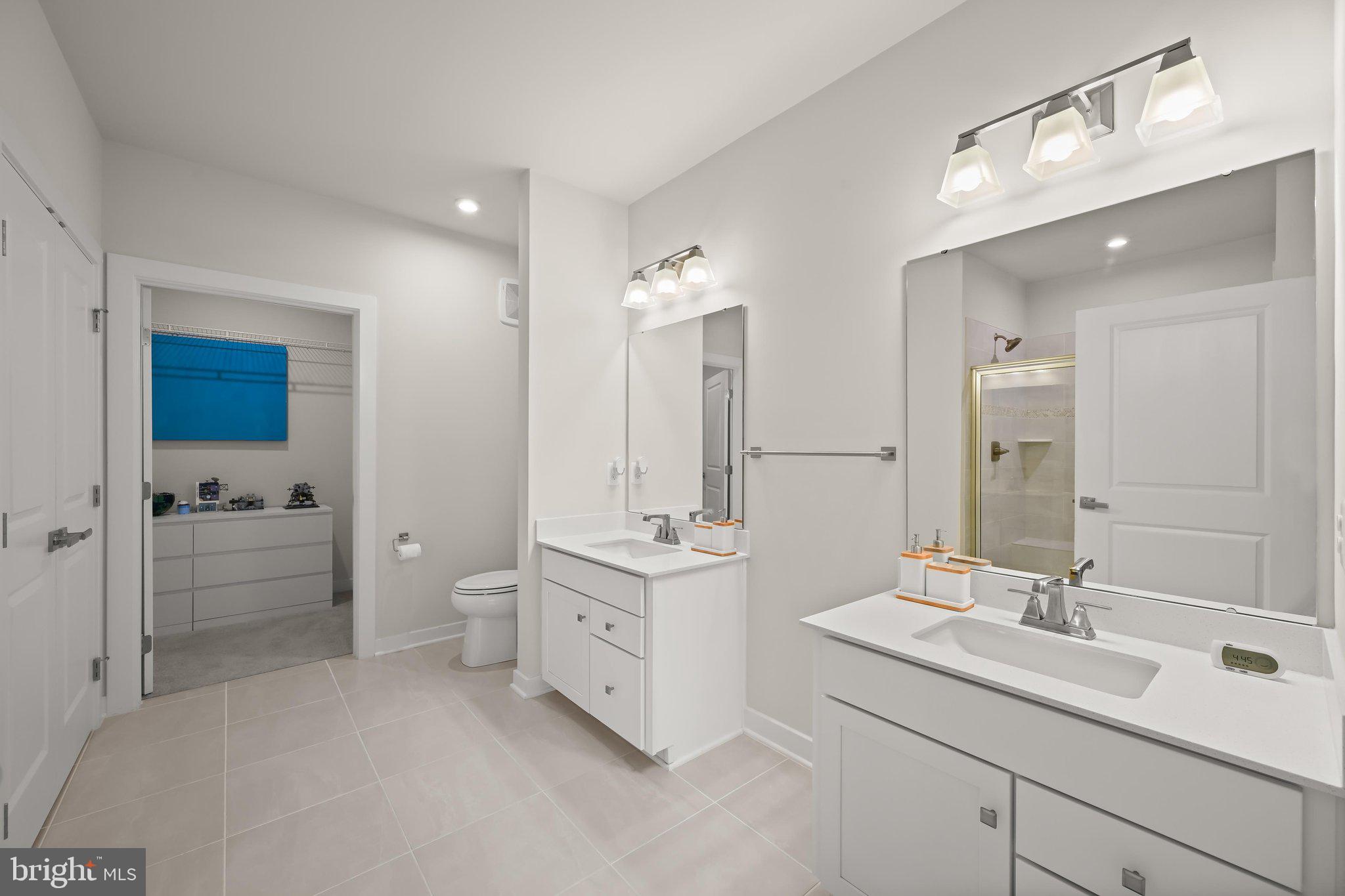 10401 Resort Road, Unit L Ellicott City, MD 21042 - Photo 20 of 31 En suite primary bathroom with dual vanities