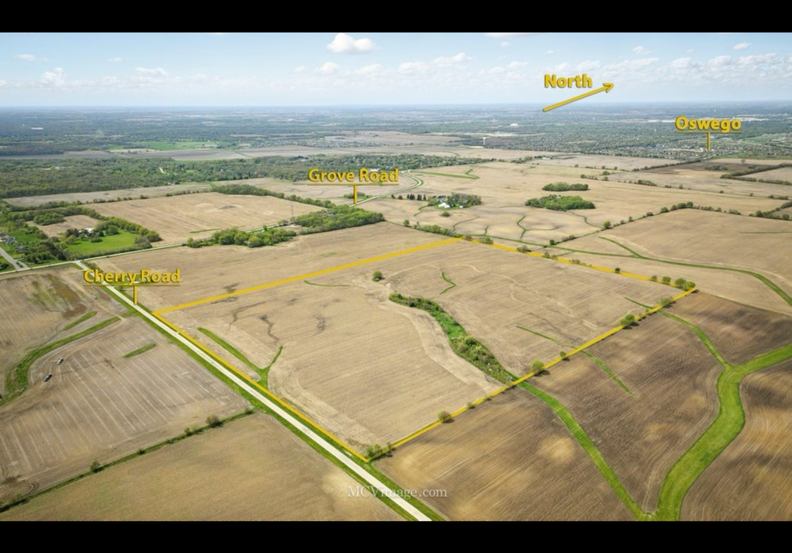 100-acres Cherry Road Oswego, IL 60543 - Photo 13 of 18 a view of an ocean and beach