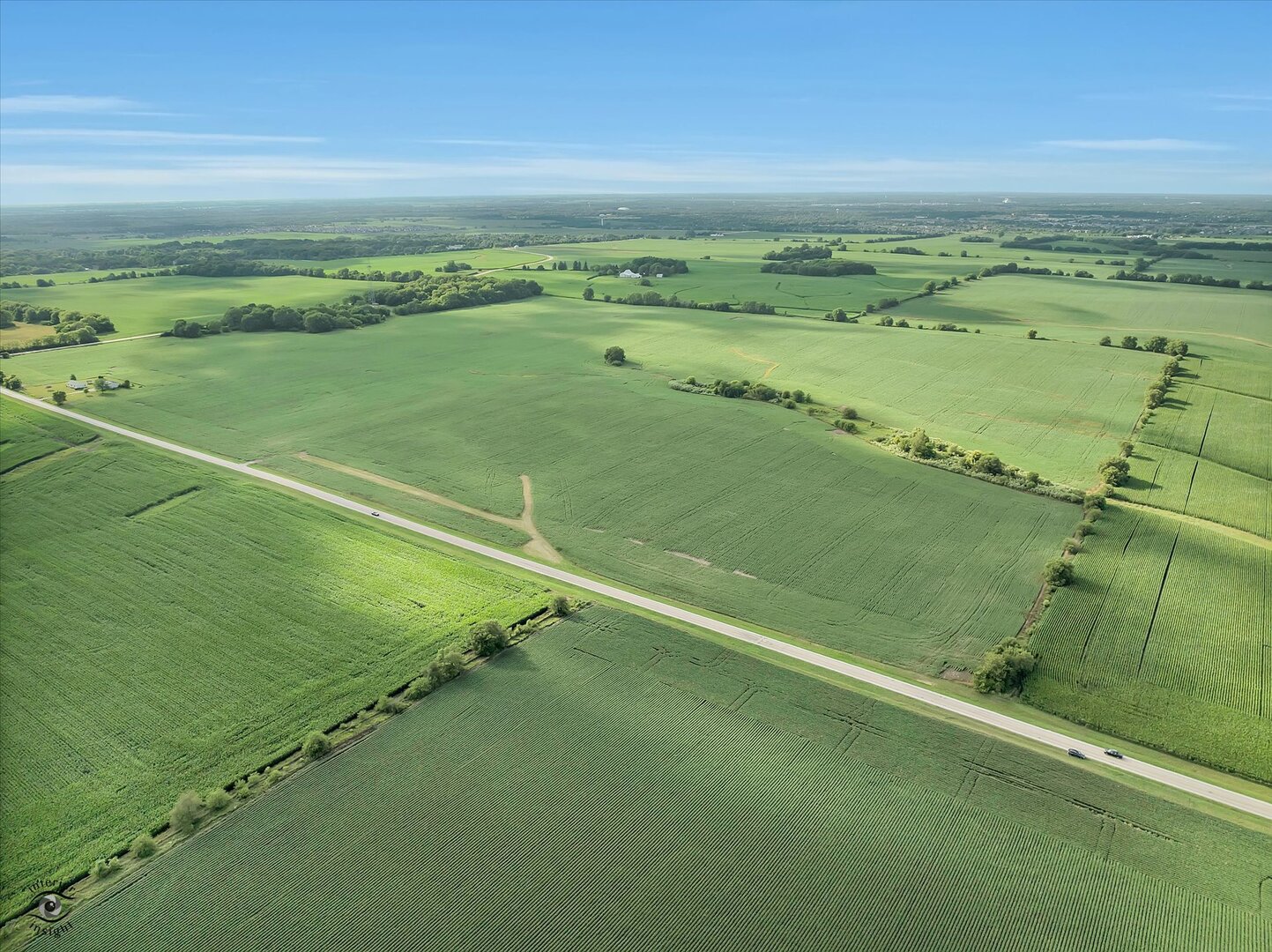 100-acres Cherry Road Oswego, IL 60543 - Photo 6 of 18 a view of an ocean and beach