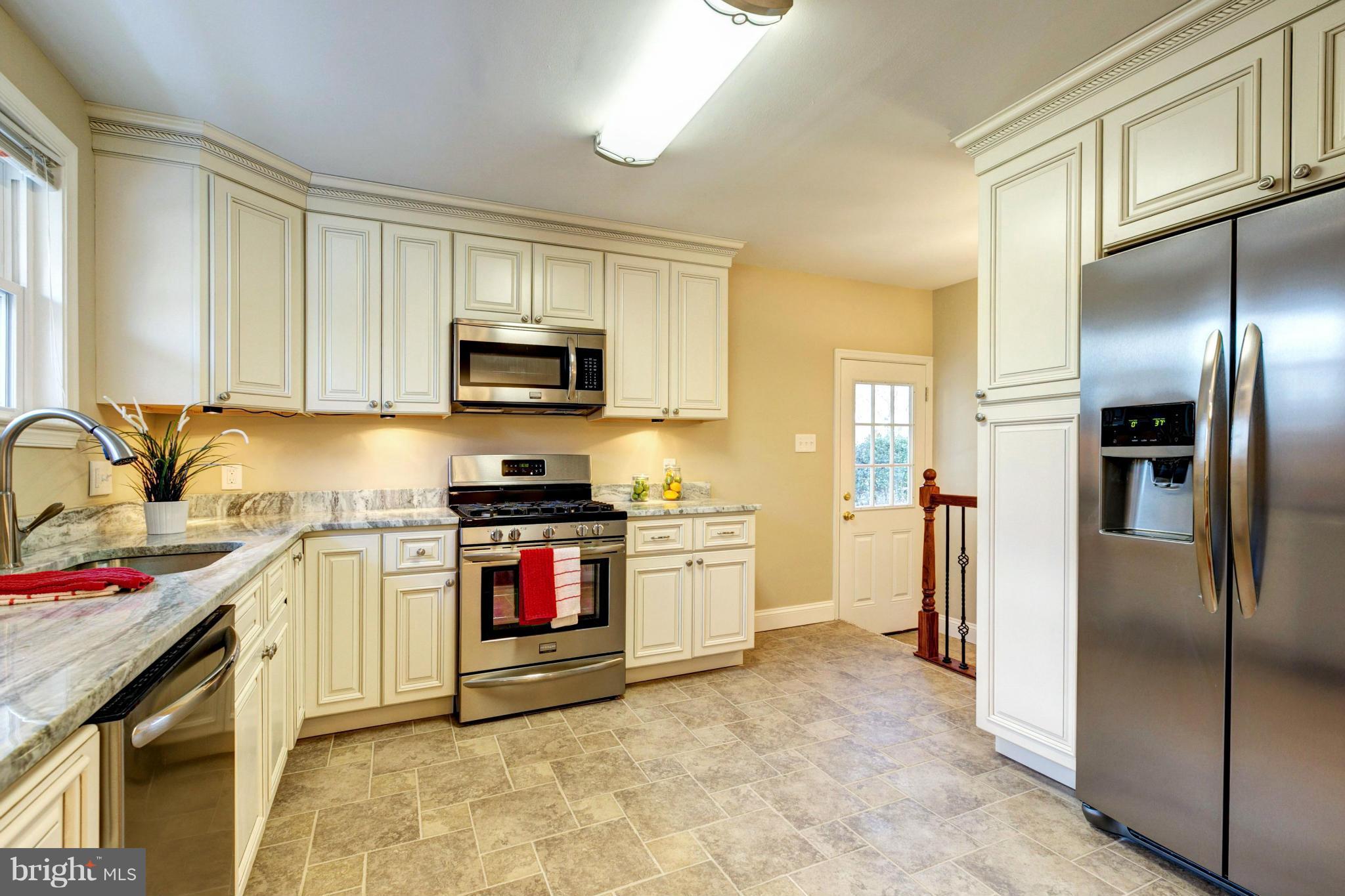 8539 Lucerne Road Randallstown, MD 21133 - Photo 8 of 30 Kitchen