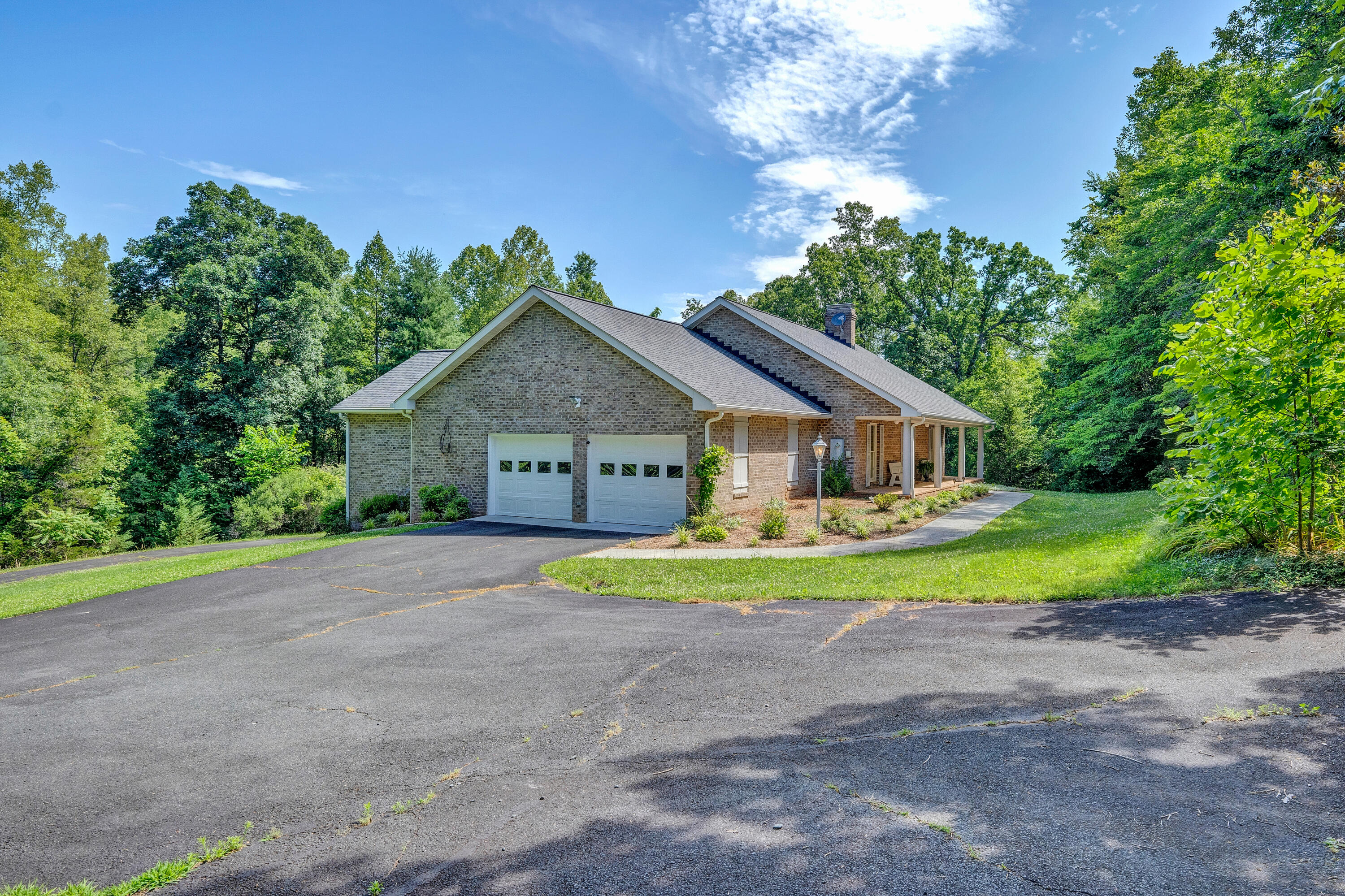 430 Watt Abbitt Road Appomattox, VA 24522 - Photo 4 of 41 4