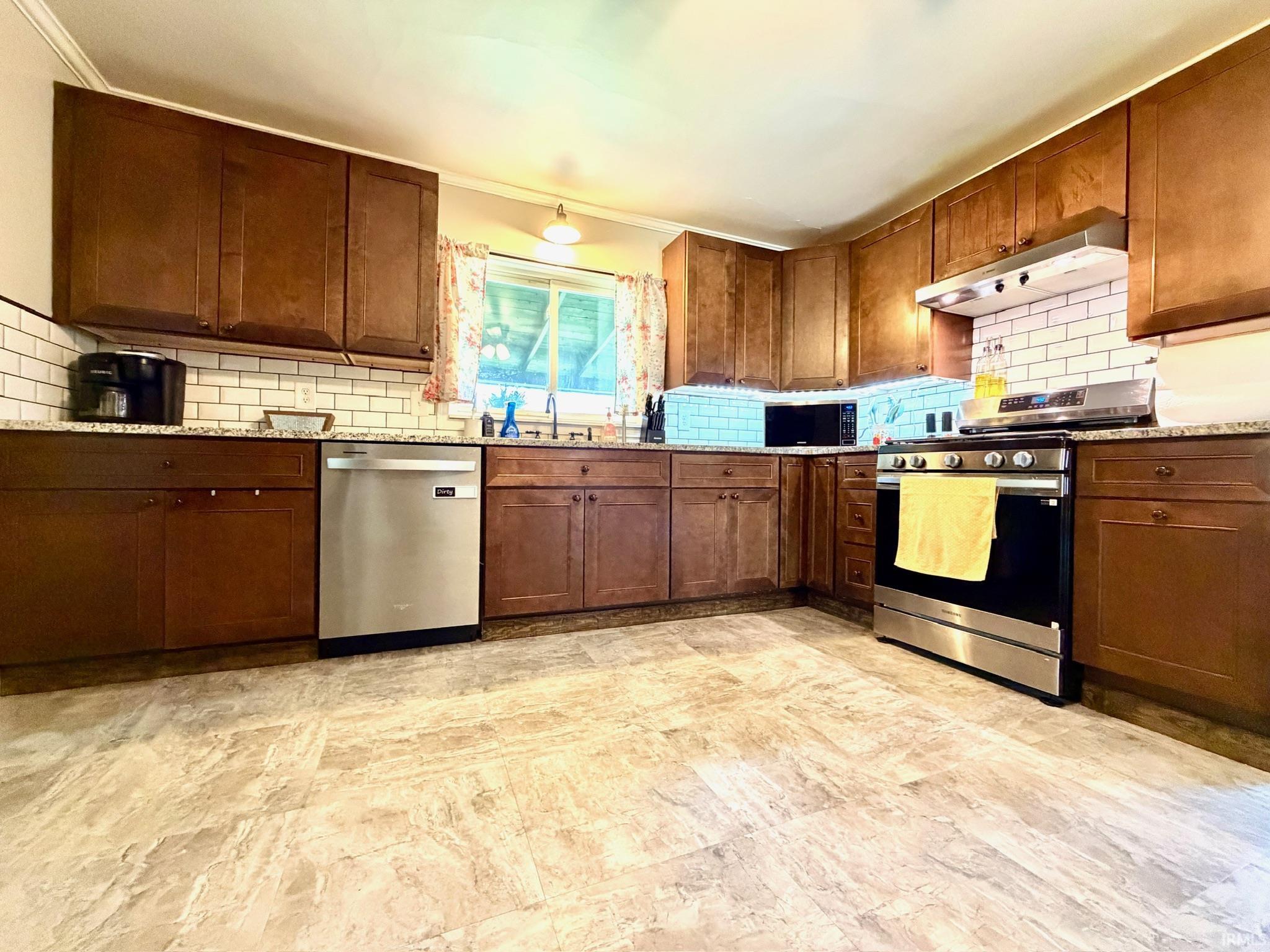 702 Pinhook Road Bedford, IN 47421 - Photo 14 of 36