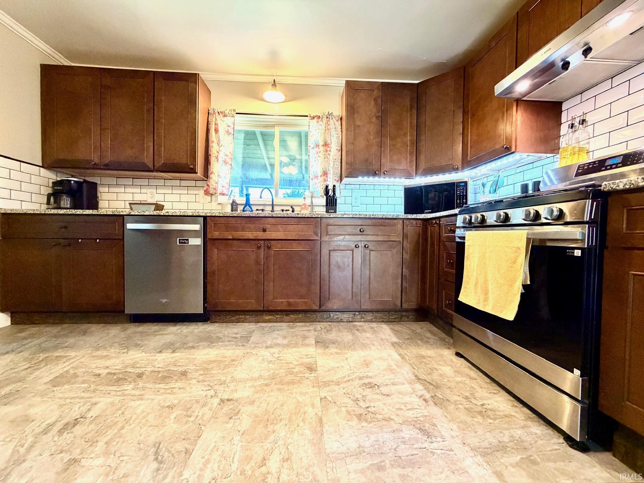 702 Pinhook Road Bedford, IN 47421 - Photo 15 of 36