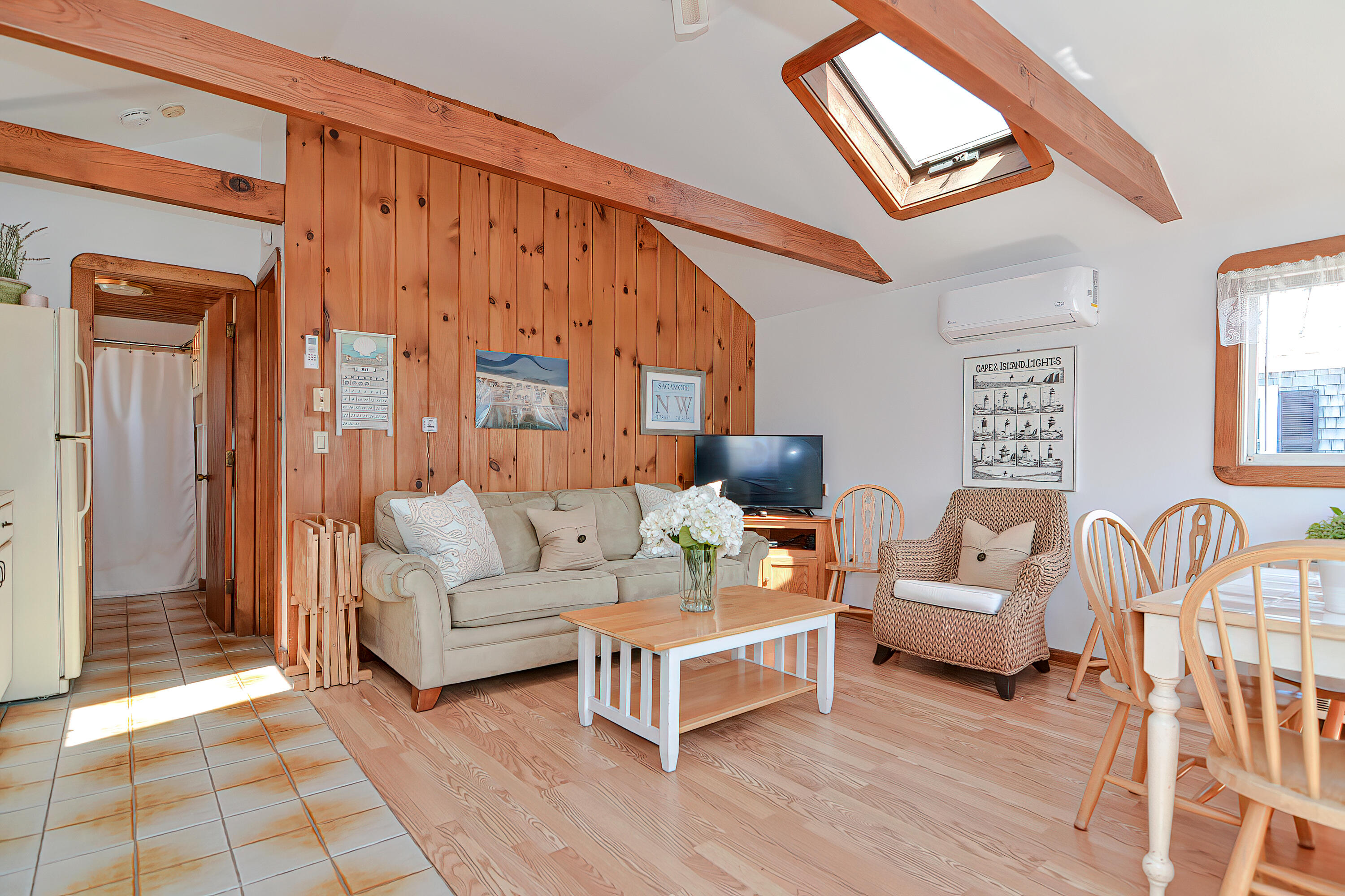203 Phillips Road Sandwich, MA 02563 - Photo 4 of 40 Open Living