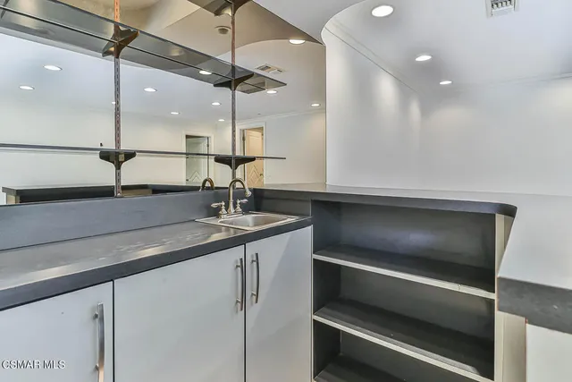 $5,750 | 19051 Los Alimos Street, Porter Ranch, CA 91326