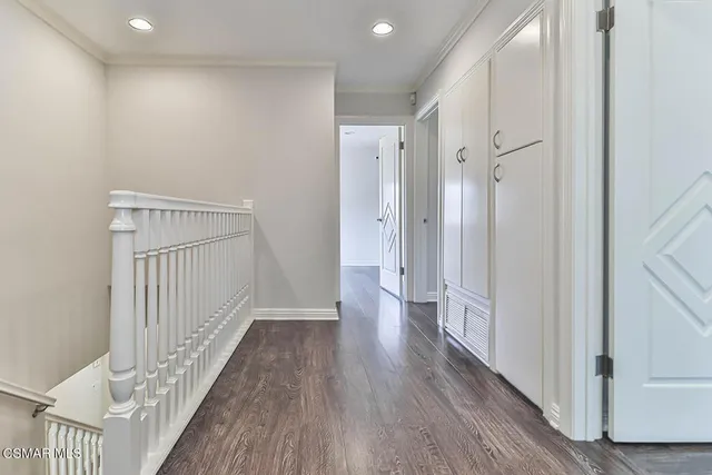 $5,750 | 19051 Los Alimos Street, Porter Ranch, CA 91326