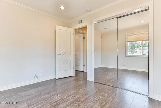 $5,750 | 19051 Los Alimos Street, Porter Ranch, CA 91326