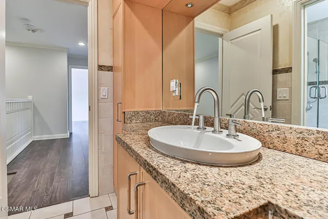 $5,750 | 19051 Los Alimos Street, Porter Ranch, CA 91326