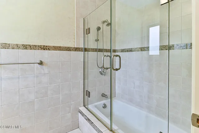 $5,750 | 19051 Los Alimos Street, Porter Ranch, CA 91326