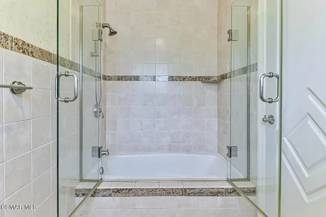 $5,750 | 19051 Los Alimos Street, Porter Ranch, CA 91326