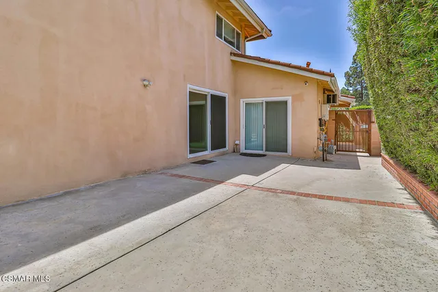 $5,750 | 19051 Los Alimos Street, Porter Ranch, CA 91326
