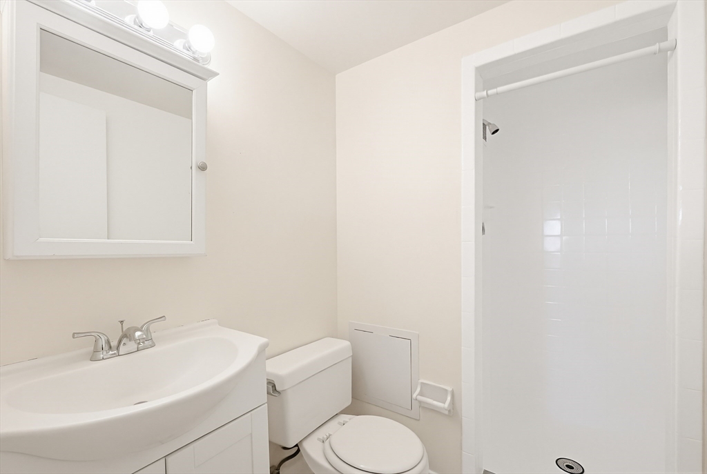 200 Swanton Street, Unit 538 Winchester, MA 01890 - Photo 8 of 13
