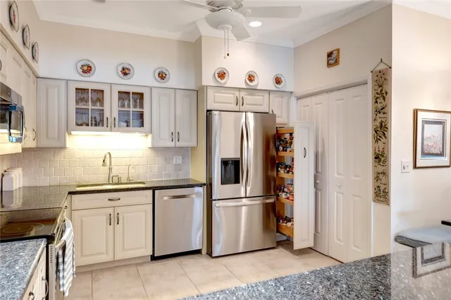 $349,900 | 5065 Harmony Circle, Unit 105, Vero Beach, FL 32967