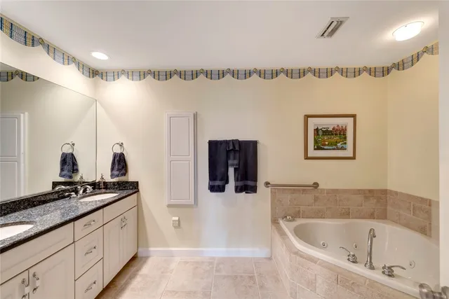 $349,900 | 5065 Harmony Circle, Unit 105, Vero Beach, FL 32967