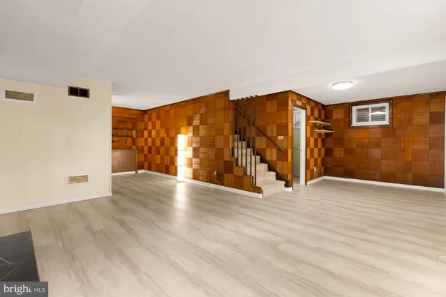 a view of a storage & utility room