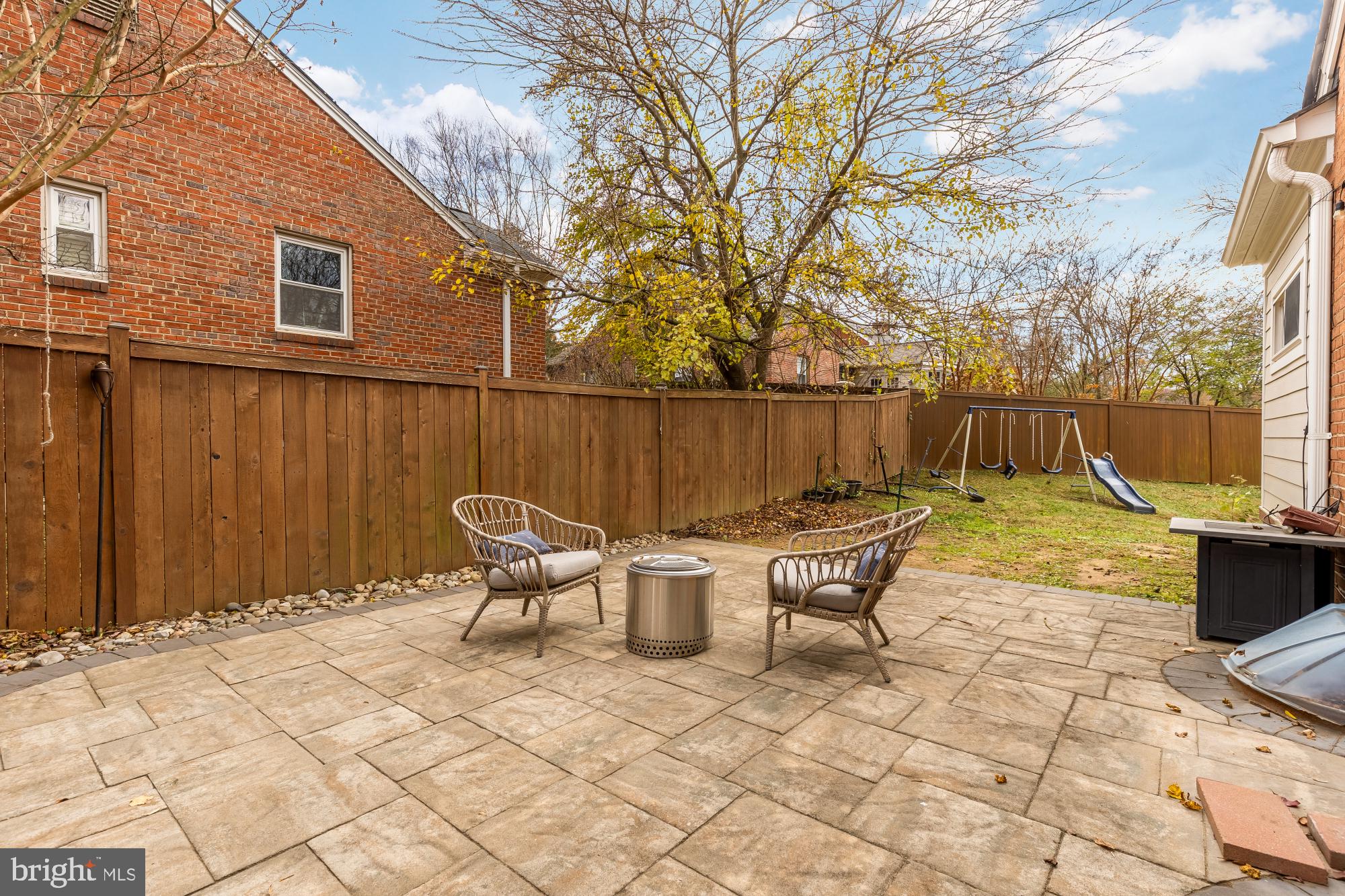1102 Dale Drive Silver Spring, MD 20910 - Photo 53 of 57 a view of a lounge chair and table in the patio