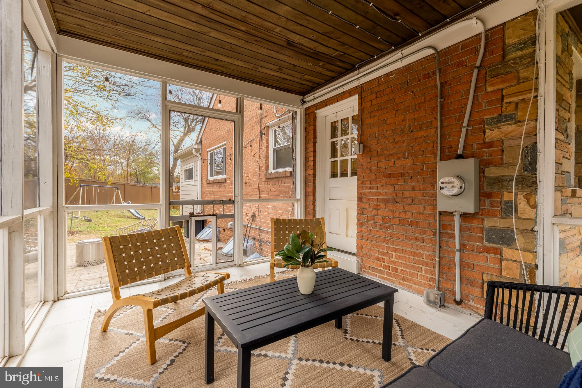 1102 Dale Drive Silver Spring, MD 20910 - Photo 6 of 59