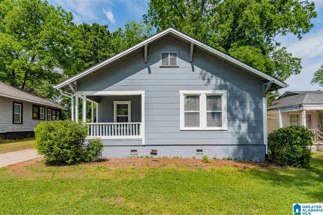 1229 15th Way Southwest Birmingham, AL 35211 - Photo 2 of 26
