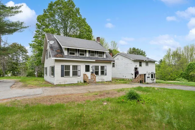 $425,000 | 705-707 Maine Avenue, Farmingdale, ME 04344