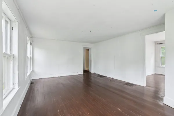 $399,000 | 705-707 Maine Avenue, Farmingdale, ME 04344
