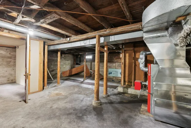 $425,000 | 705-707 Maine Avenue, Farmingdale, ME 04344