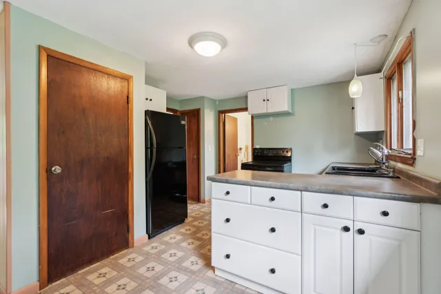 $425,000 | 705-707 Maine Avenue, Farmingdale, ME 04344