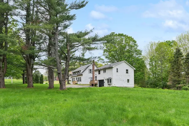 $425,000 | 705-707 Maine Avenue, Farmingdale, ME 04344