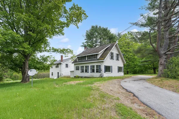 $399,000 | 705-707 Maine Avenue, Farmingdale, ME 04344