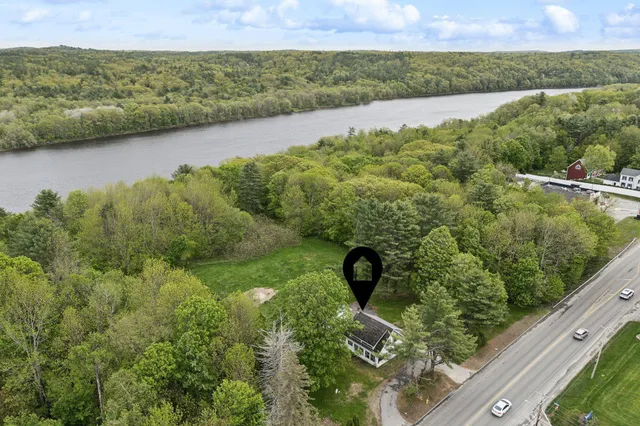 $425,000 | 705-707 Maine Avenue, Farmingdale, ME 04344