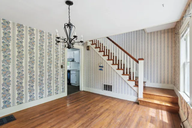 $425,000 | 705-707 Maine Avenue, Farmingdale, ME 04344