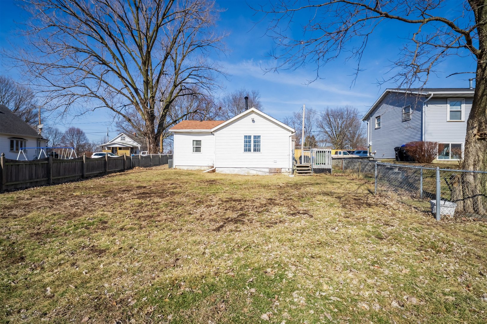 1624 Indiana Street Bloomington, IL 61701 - Photo 23 of 24