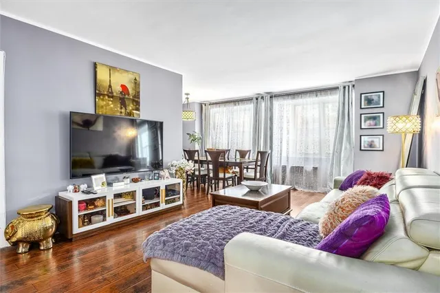 $389,000 | 2930 West 5th Street, Unit E2 | Coney Island
