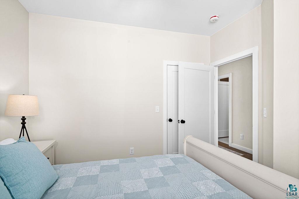 2236 Hoover Street Duluth, MN 55811 - Photo 23 of 52 View of bedroom