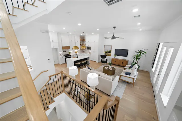 $555,000 | 923 Fisher Street, Unit A, Houston, TX 77018