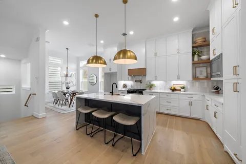 $555,000 | 923 Fisher Street, Unit A, Houston, TX 77018