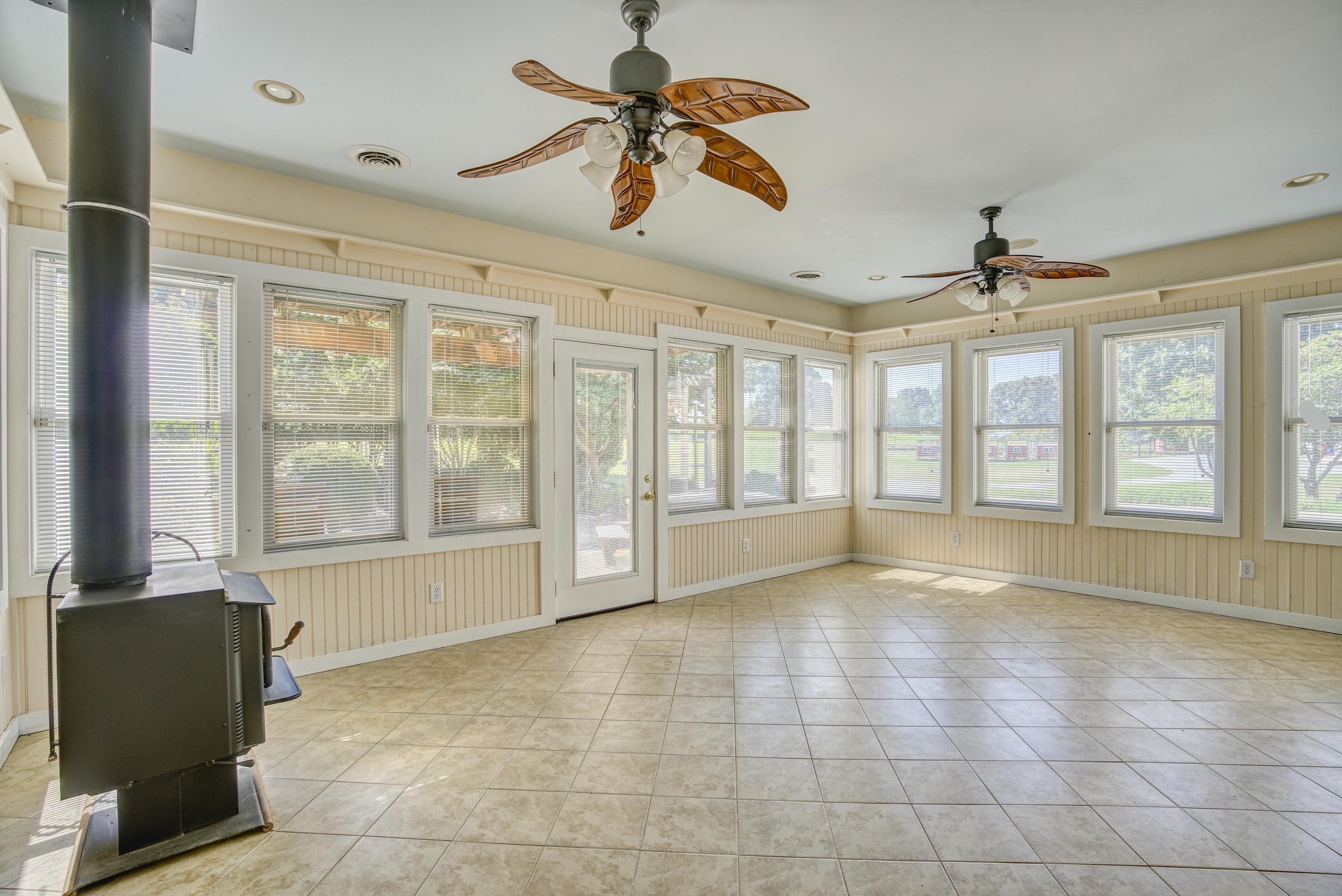 8390 Snapps Ferry Road Chuckey, TN 37641 - Photo 36 of 74 Snapps--32