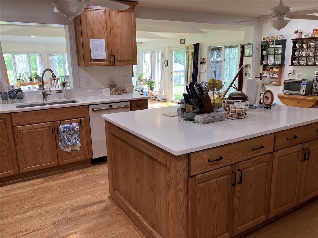 817 Whittier Road Ogden, NY 14559 - Photo 29 of 48 Kitchen