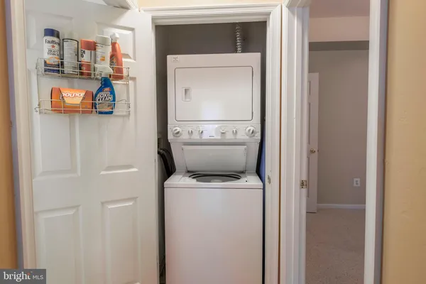 $2,597 | 5916 Founders Hill Drive, Unit 104, Alexandria, VA 22310