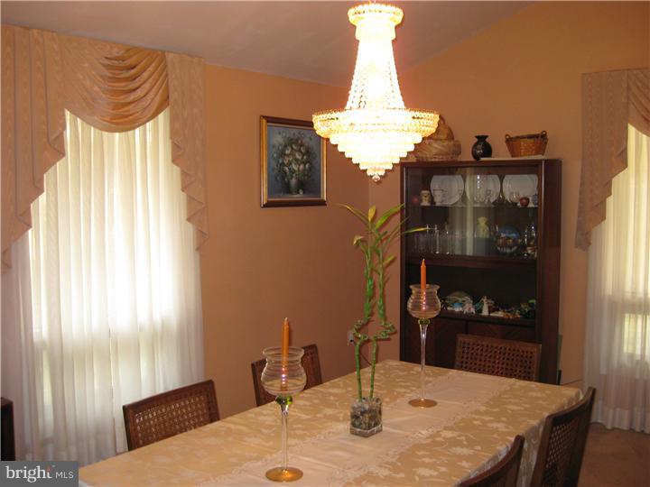 8316 Fenton Road Glenside, PA 19038 - Photo 5 of 15 Gallery Image 5