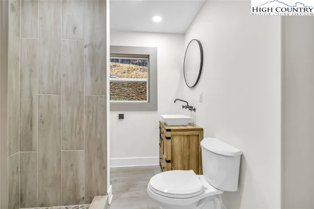 a view of a walk in closet