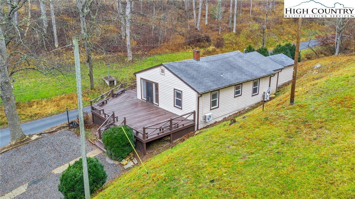7 Legra Road Grassy Creek, NC 28631 - Photo 5 of 35 a view of a house with a yard