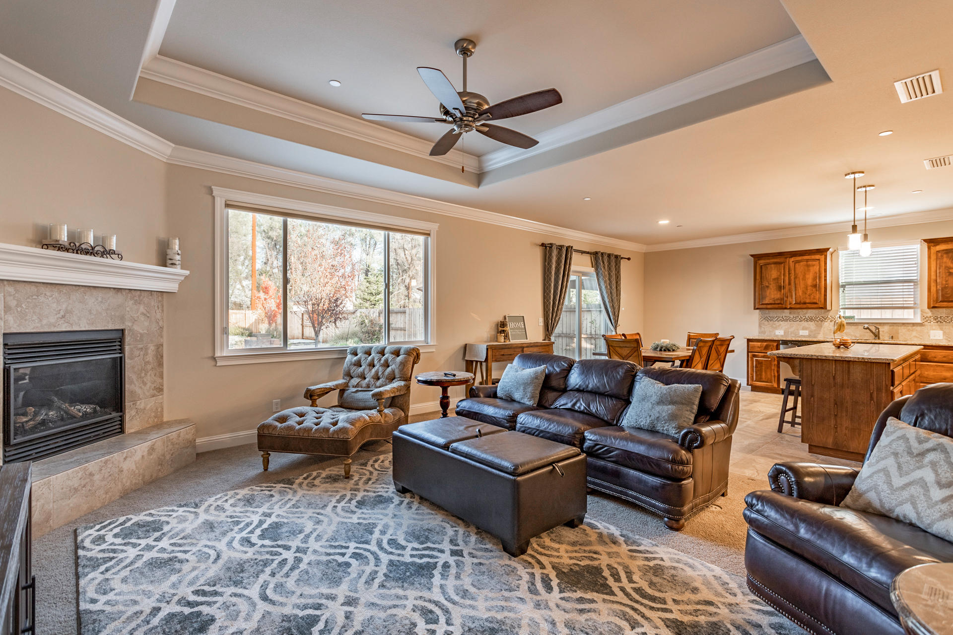 3408 Lemurian Road Redding, CA 96002 - Photo 4 of 24 42 Living