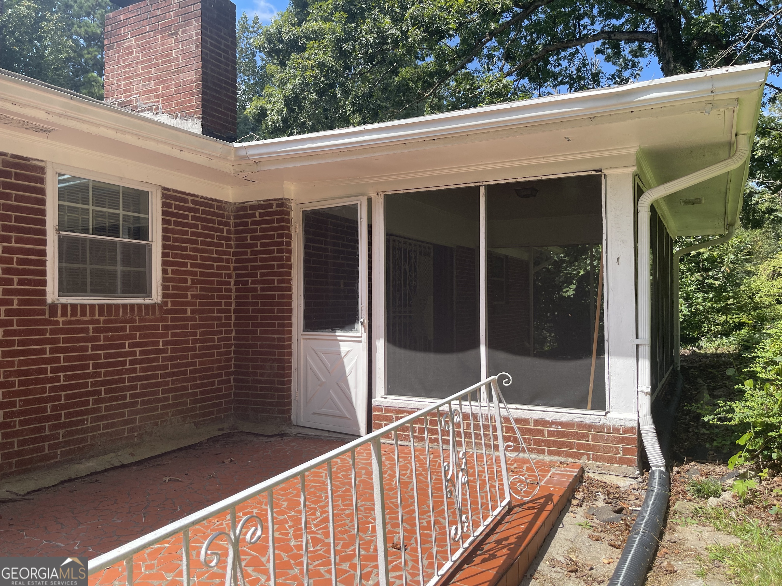 3027 Collier Drive Northwest Atlanta, GA 30318 - Photo 21 of 24 a view of balcony with small space
