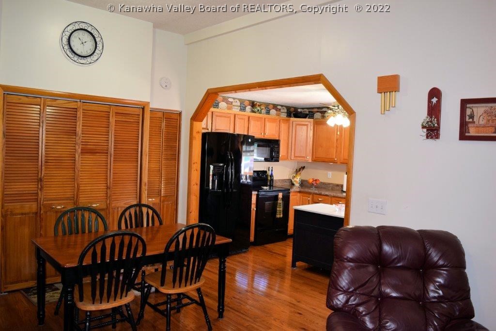 245 1/2 North Pinch Road Elkview, WV 25071 - Photo 6 of 30 Gallery Image 6