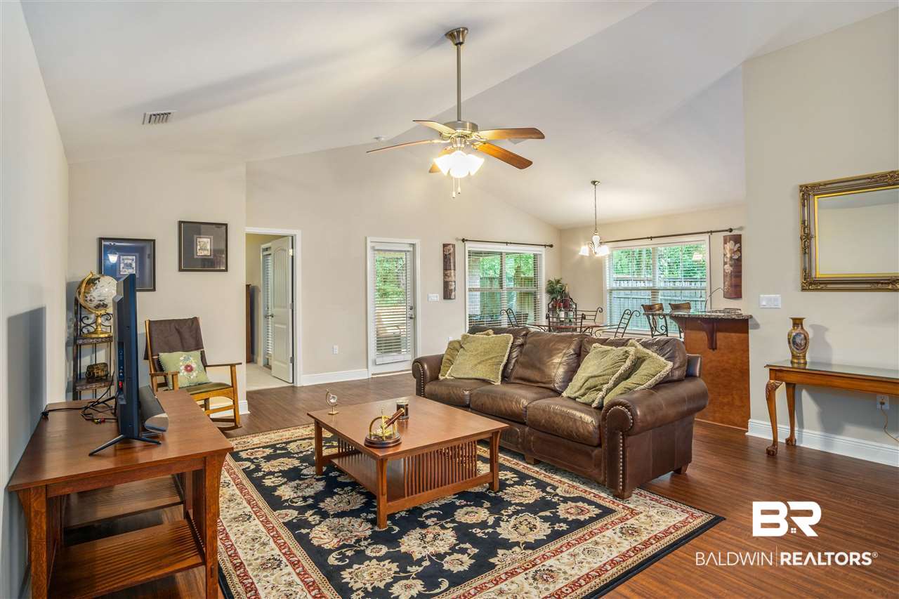 9864 Woolrich Avenue Fairhope, AL 36532 - Photo 3 of 30