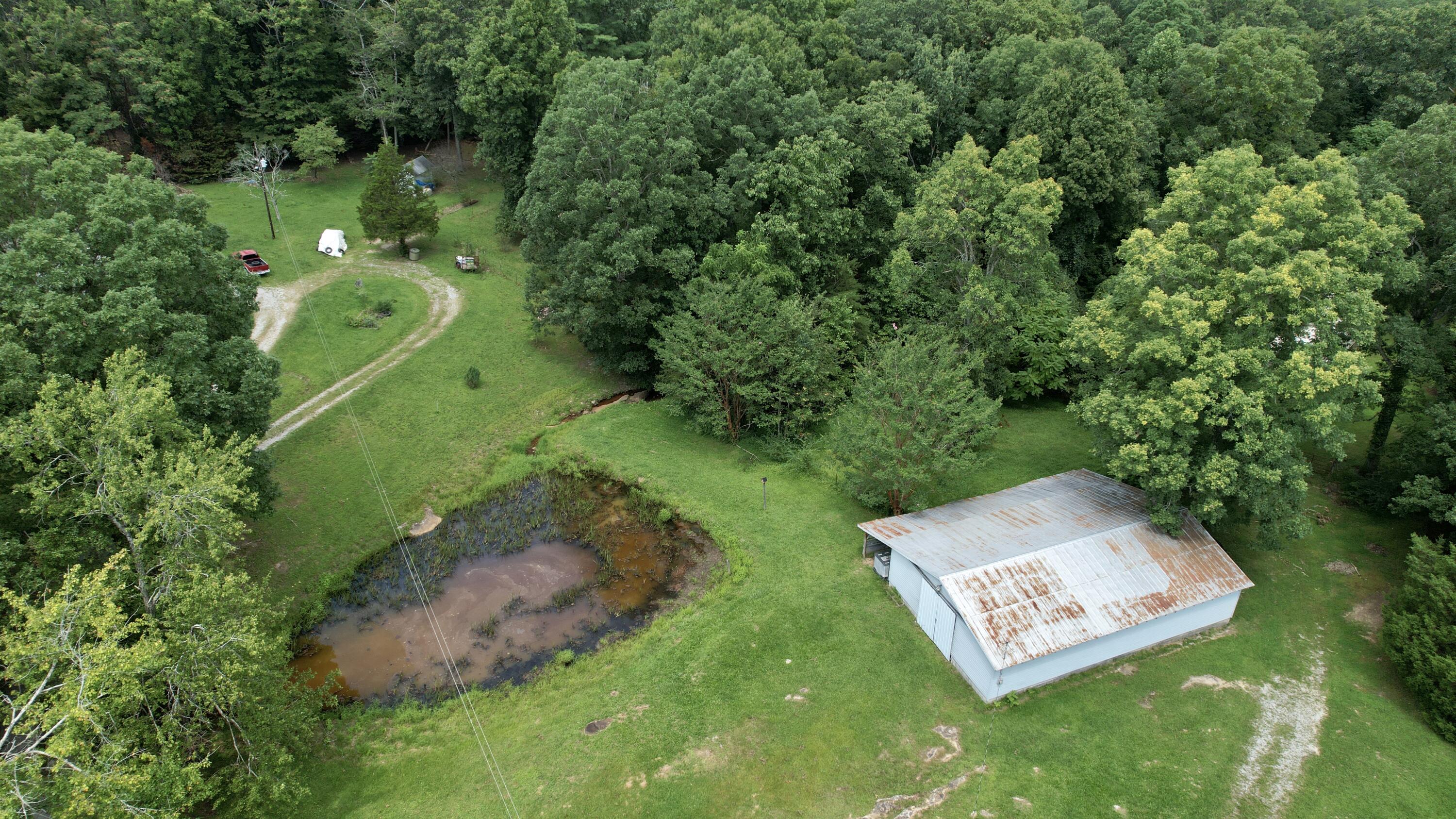 1096 Jewett Road Grandview, TN 37337 - Photo 27 of 36 dji_fly_20230822_130618_27_1692724092202