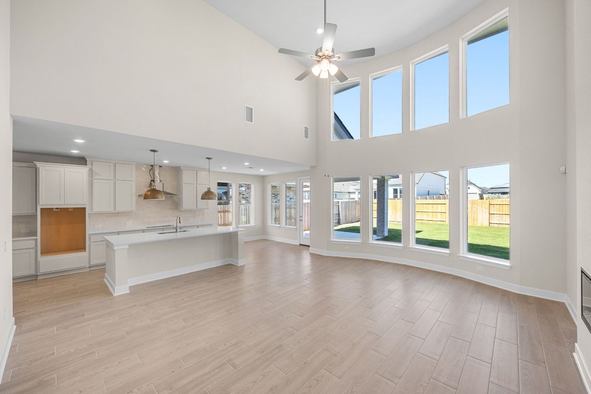 209 Crownbeard Street Georgetown, TX 78633 - Photo 4 of 29