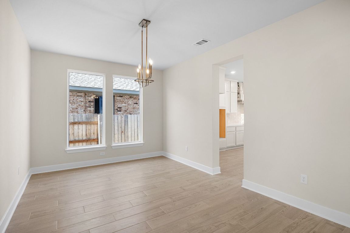 209 Crownbeard Street Georgetown, TX 78633 - Photo 9 of 29