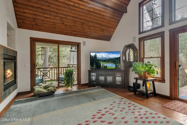 $2,600,000 | 5892 West Harbor Drive, Coeur D'Alene, ID 83814